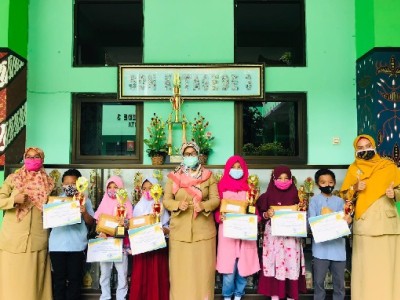 Penghargaan untuk siswa